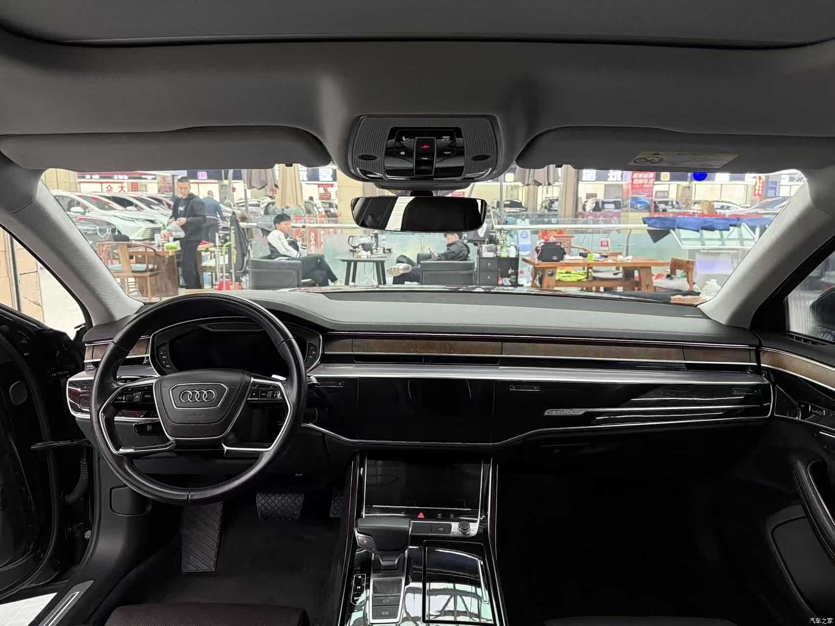 Audi A8L, 2019 4
