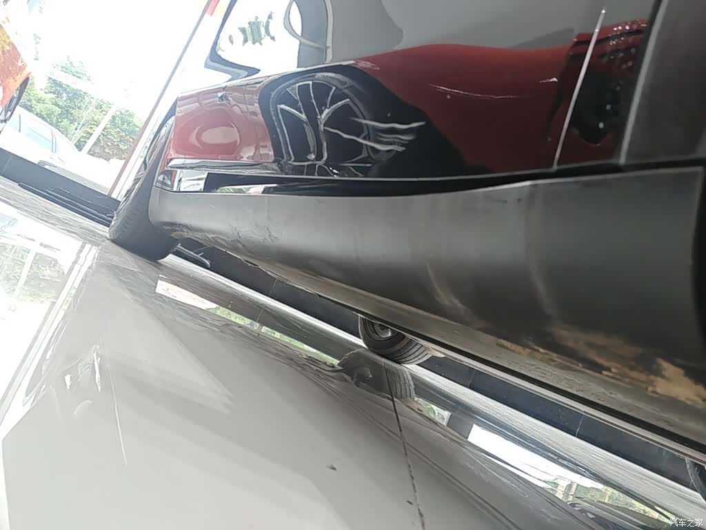 Tesla Model Y, 2024 19