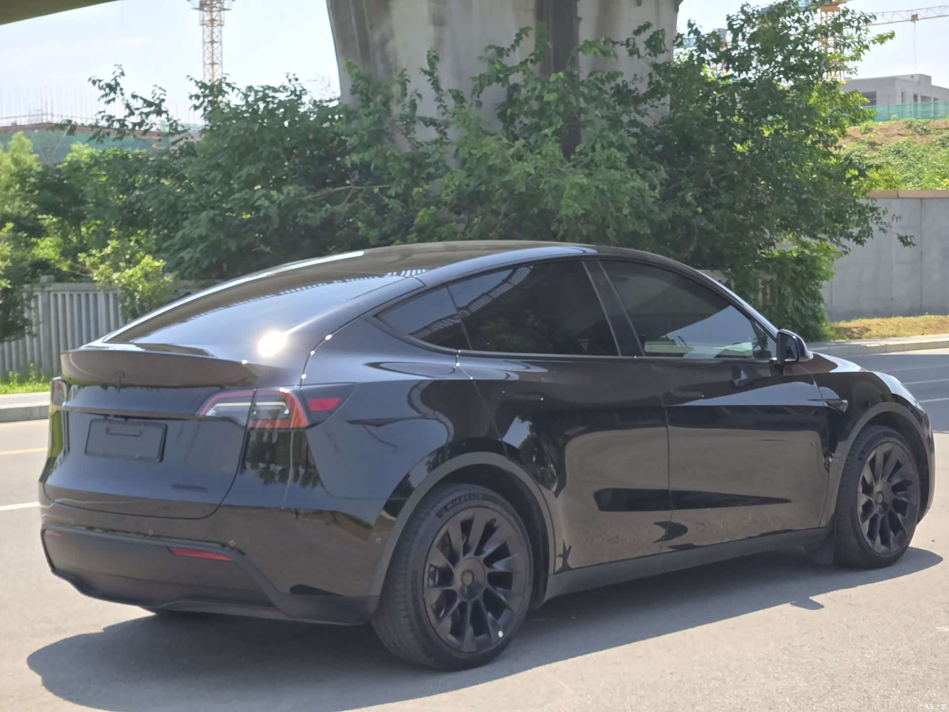 Tesla Model Y, 2022 6