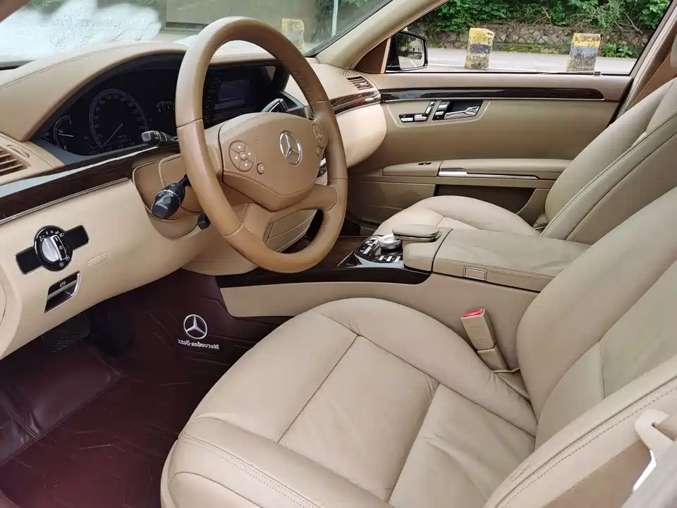 Mercedes-Benz S-class Mercedes-Benz S-class