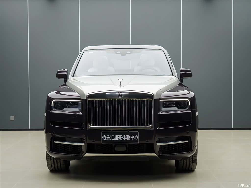 Rolls-Royce Cullinan, 2019 3