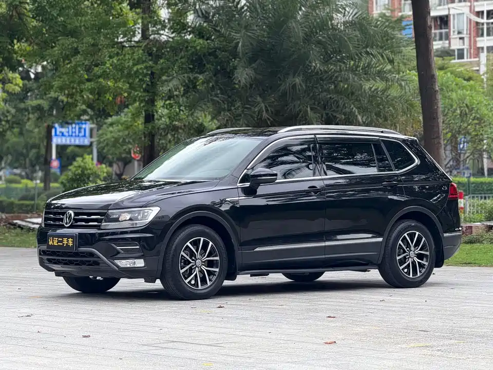 Volkswagen Tiguan L