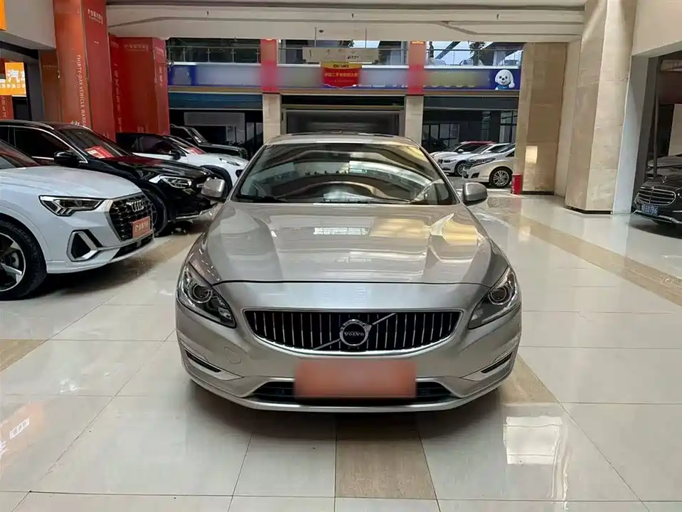 Volvo S60