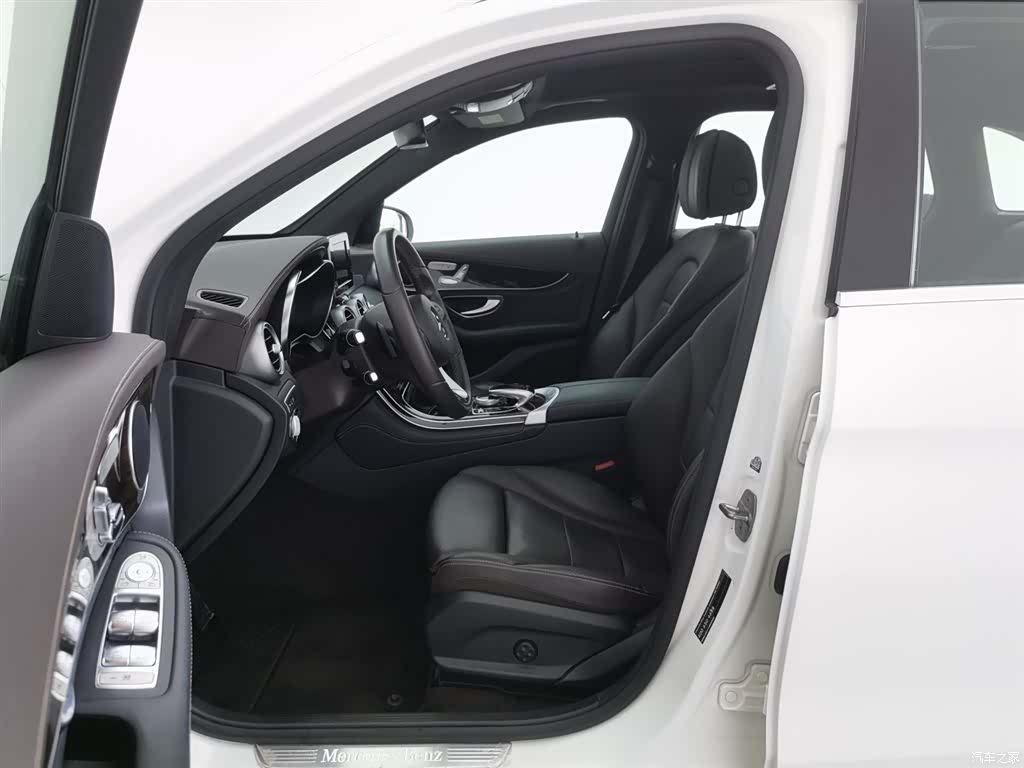 Mercedes-Benz GLC, 2019 10
