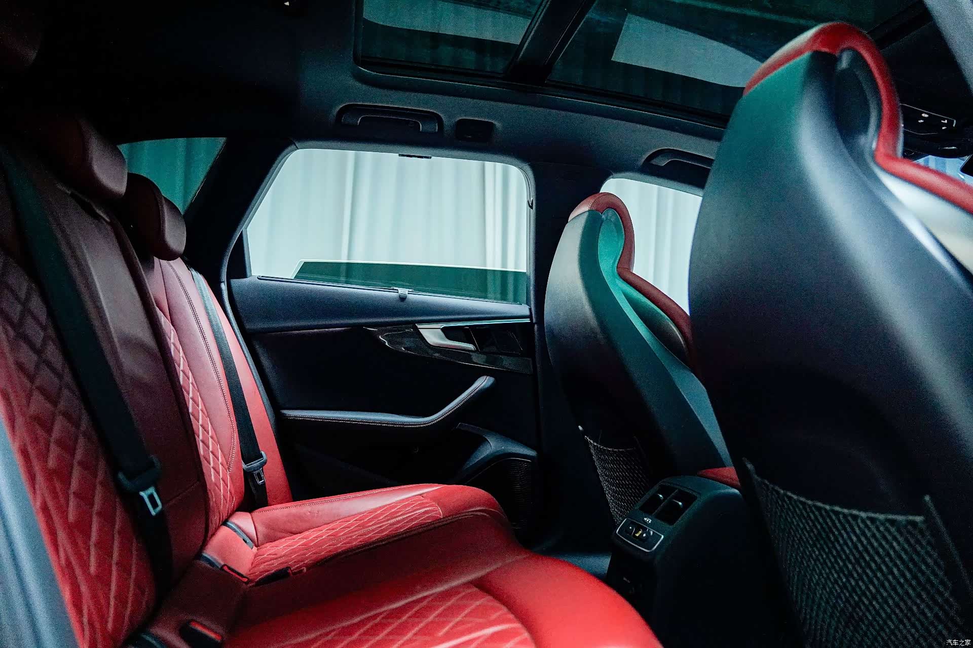 Audi S4, 2024 9