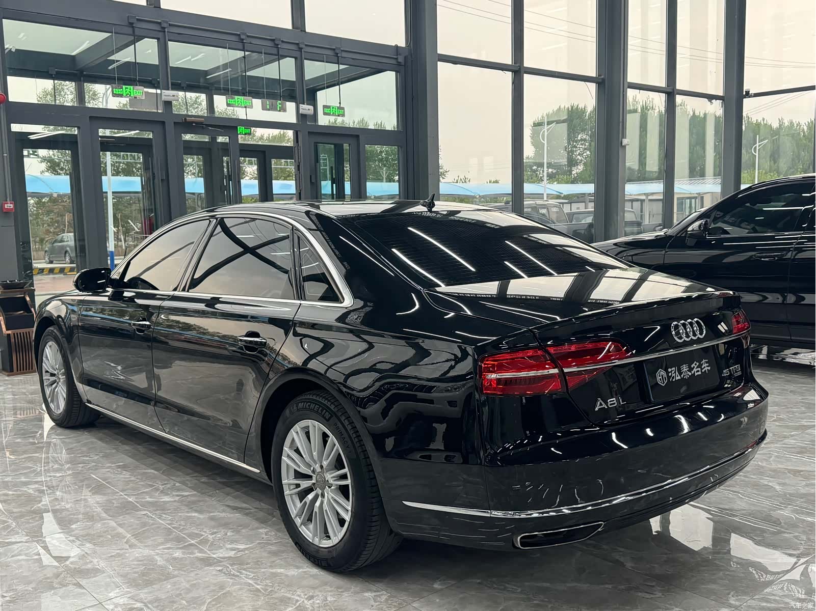 Audi A8L, 2015 4