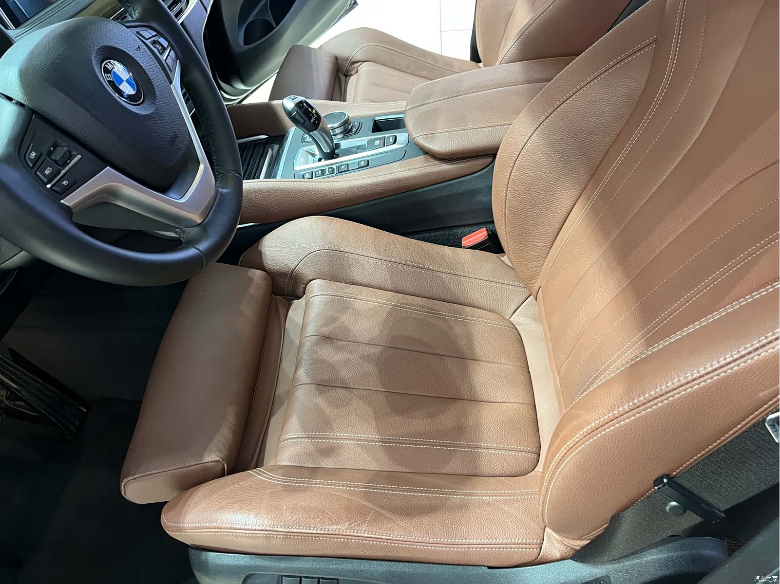 BMW X6, 2017 10