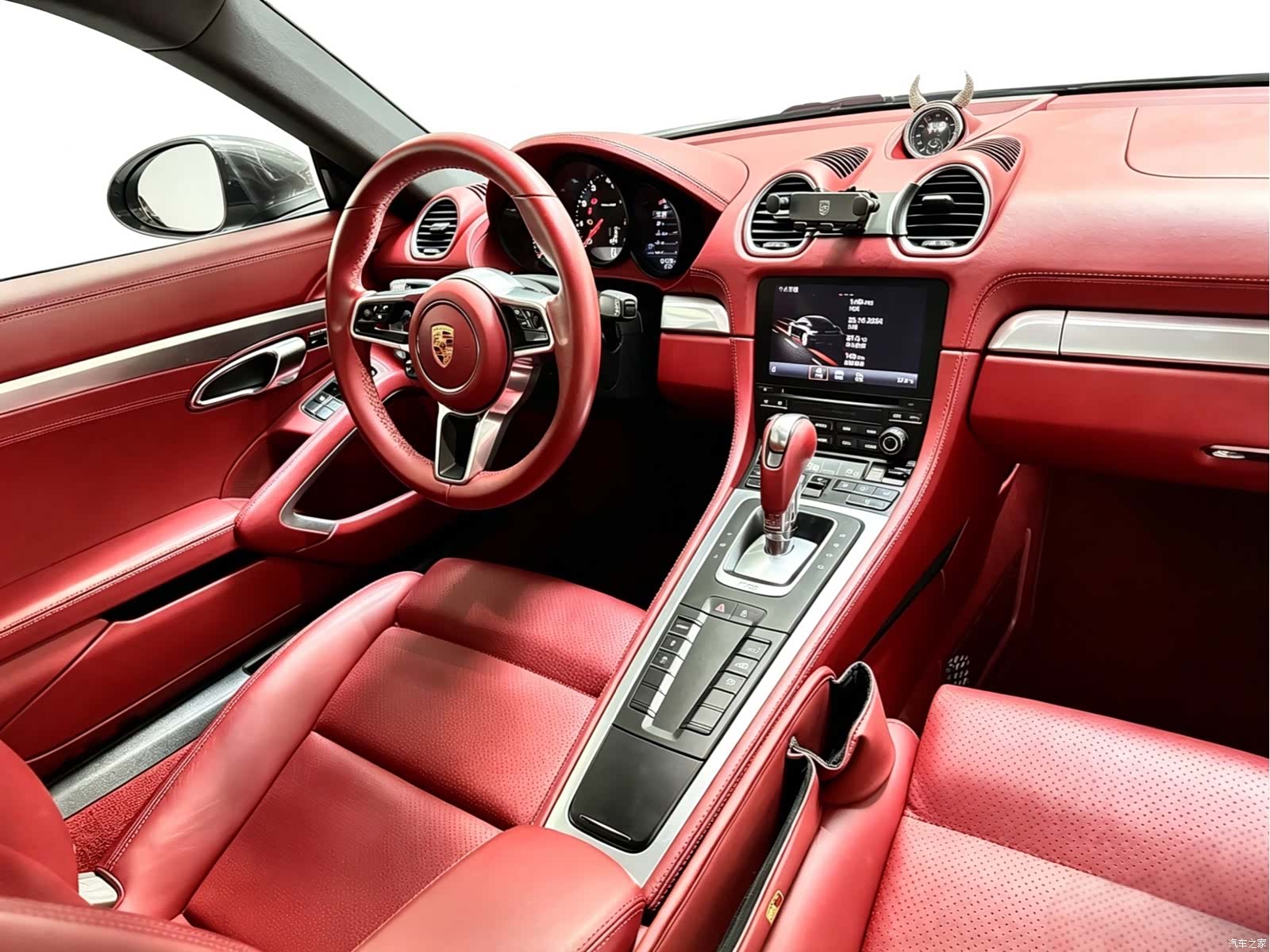 Porsche Cayman, 2020 10