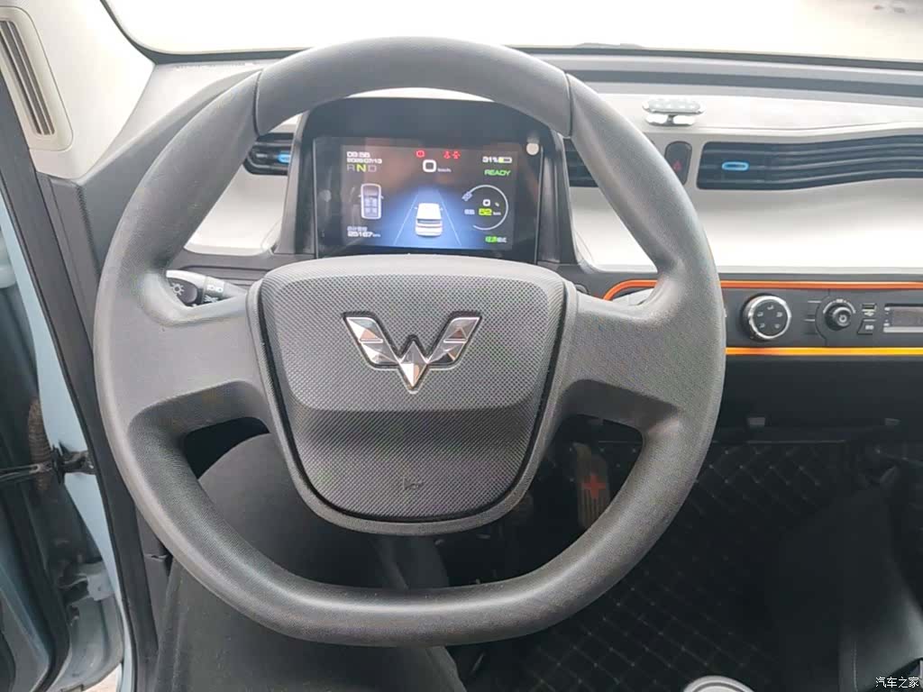 Wuling MINIEV, 2021 11