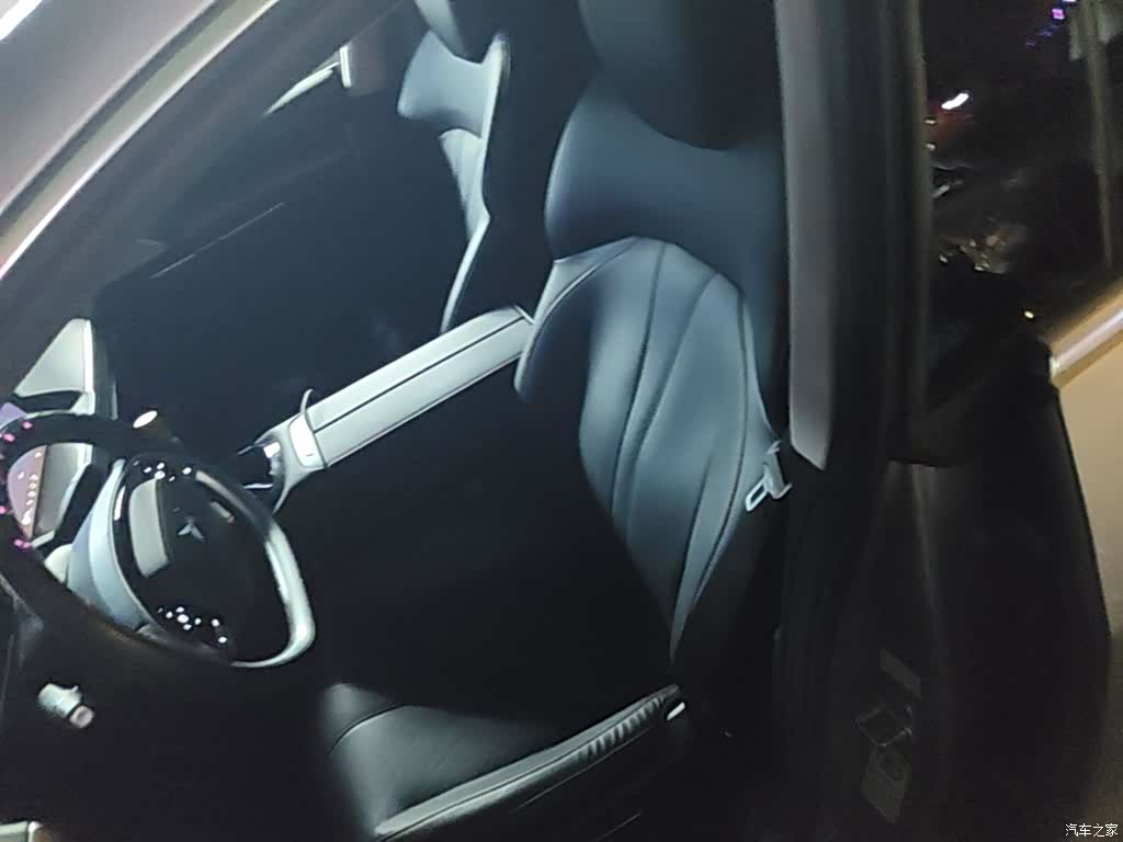 Xpeng P7, 2023 15