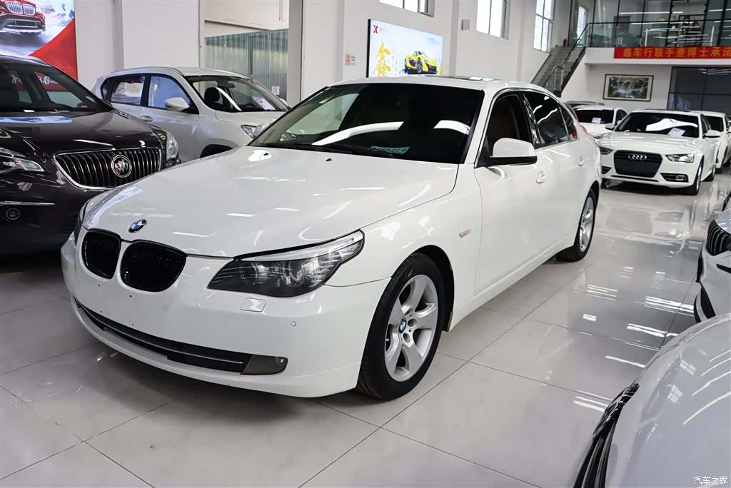 BMW 5 Series, 2010 1