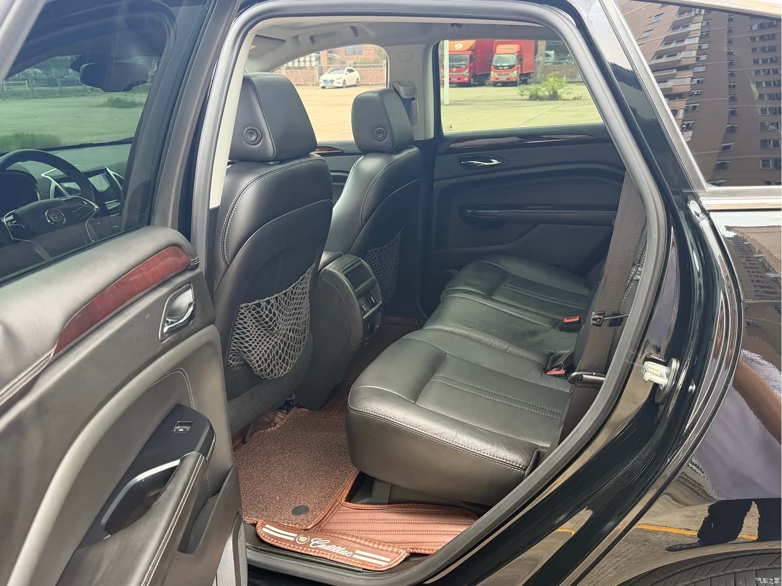 Cadillac SRX, 2015 11