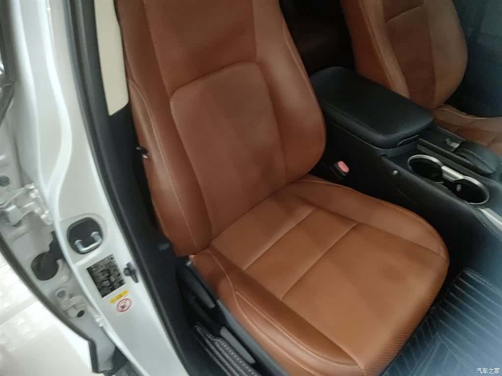 Lexus NX, 2016 25