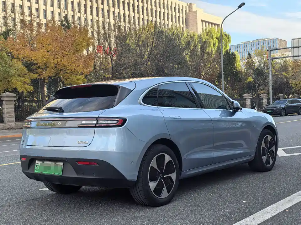 AITO Ask the world M5