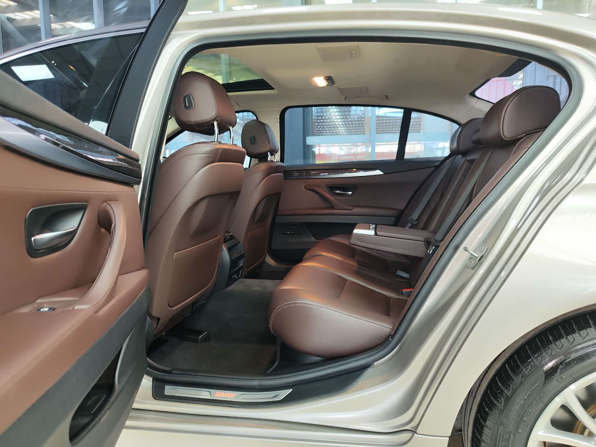 BMW 5 Series, 2015 8