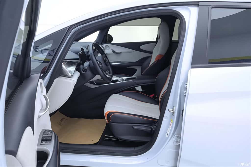BYD Dolphin, 2023 9