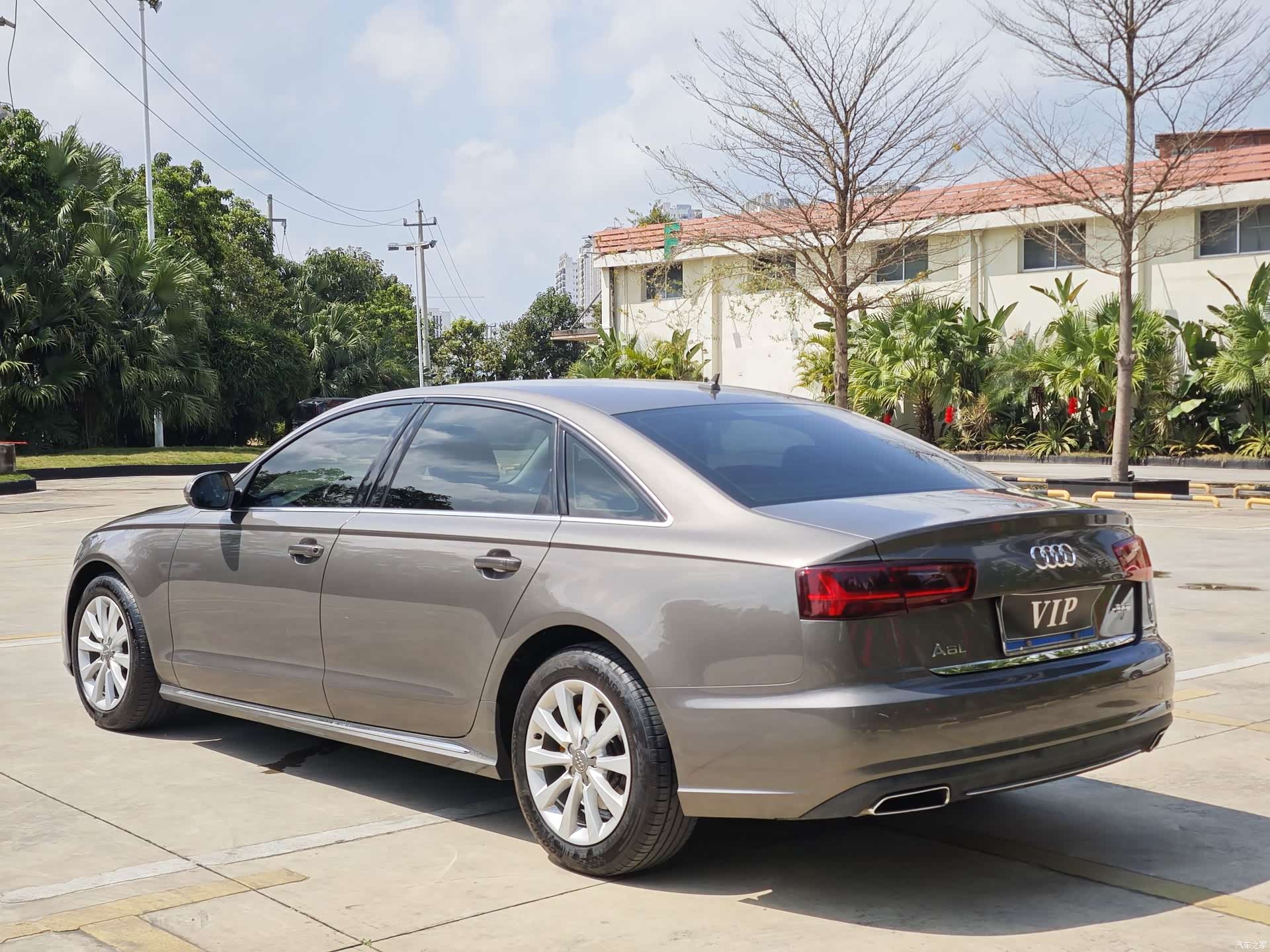 Audi A6L, 2017 все фото