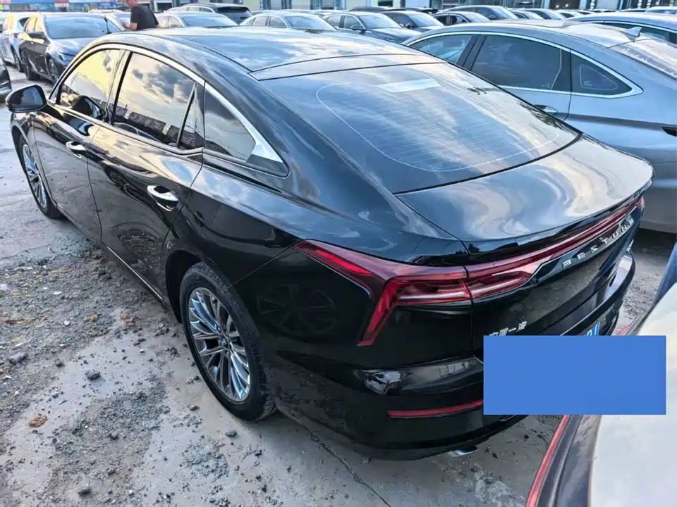 Besturn B70