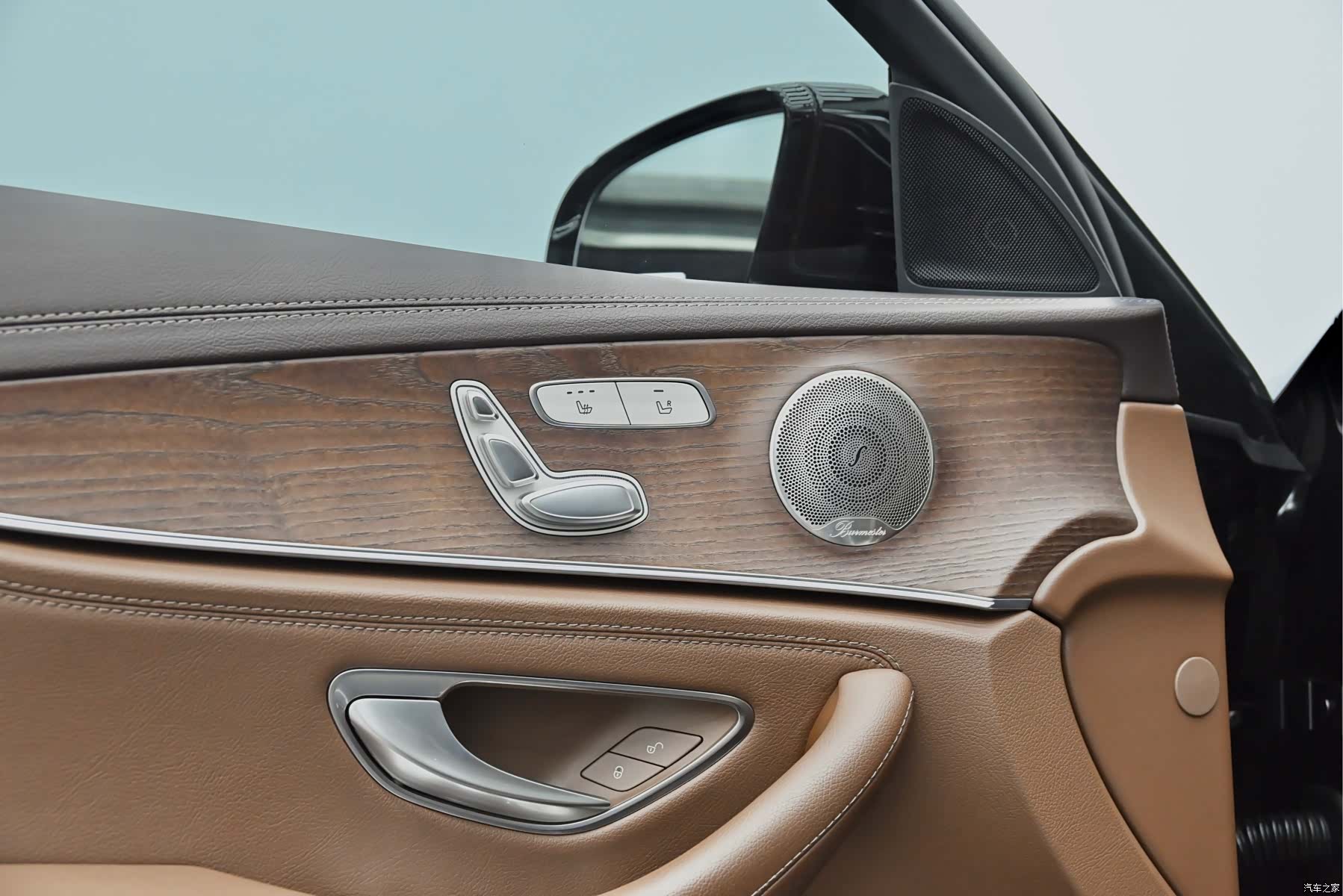 Mercedes-Benz E-Class, 2022 22