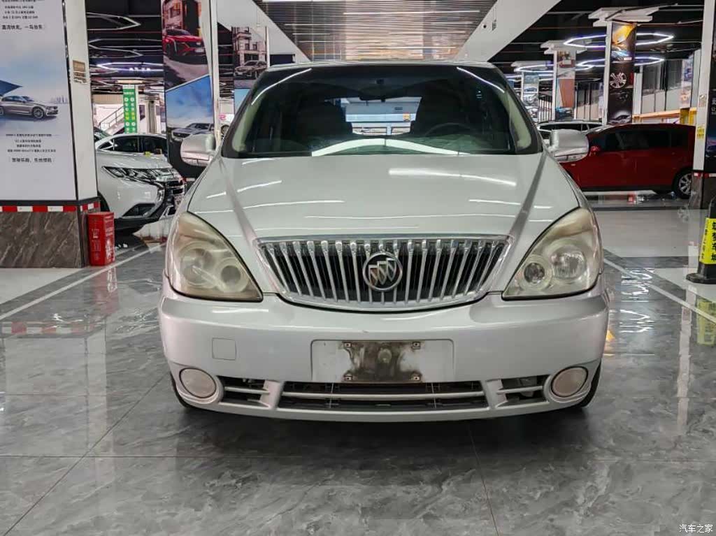 Buick GL8, 2013 2