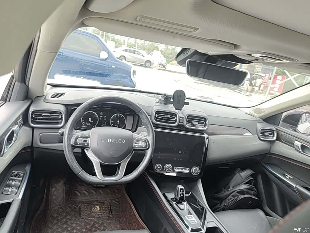 Lynk & Co 01, 2019 10