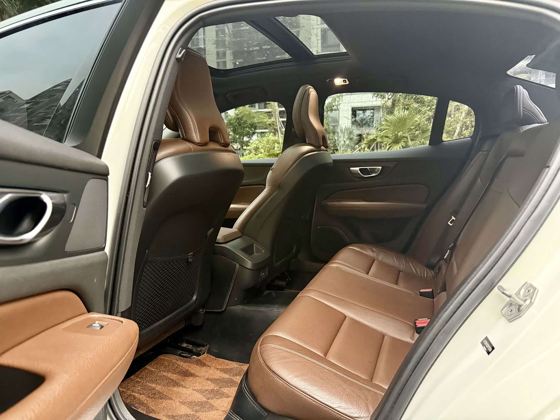 Volvo S60, 2022 6