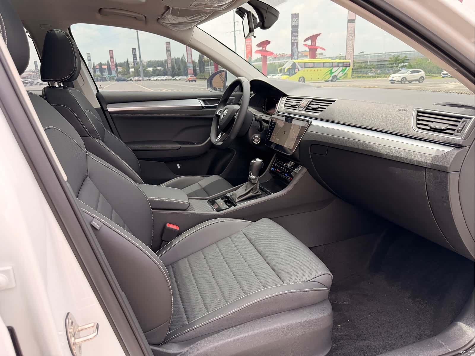 Skoda Superb, 2023 13