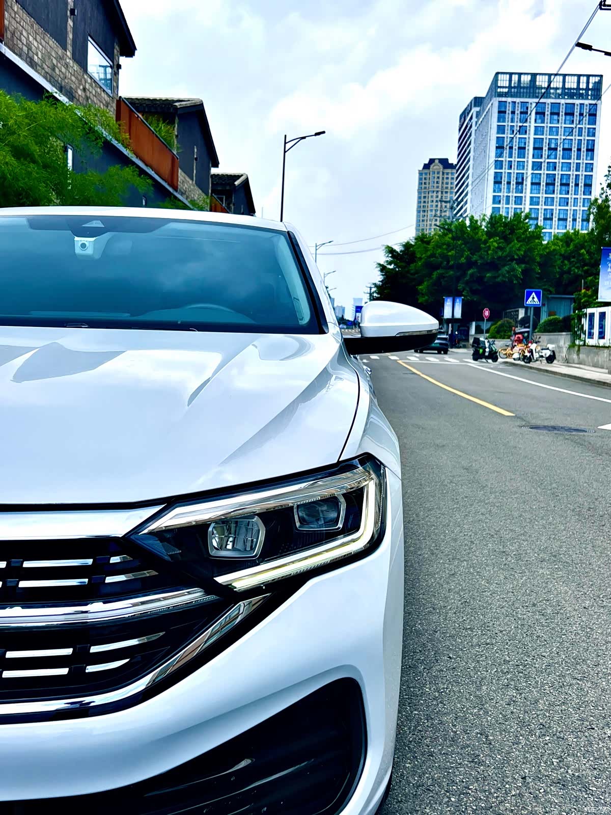 Volkswagen Sagitar, 2023 все фото