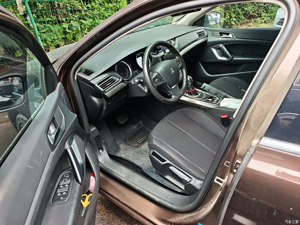 Peugeot 408, 2016 12