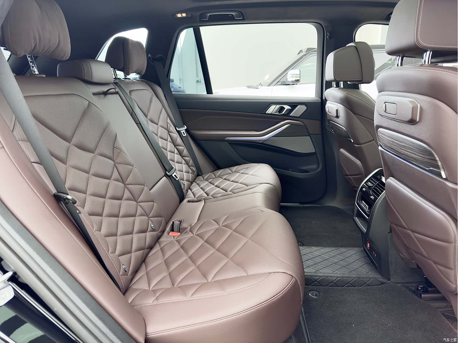 BMW X5, 2024 10