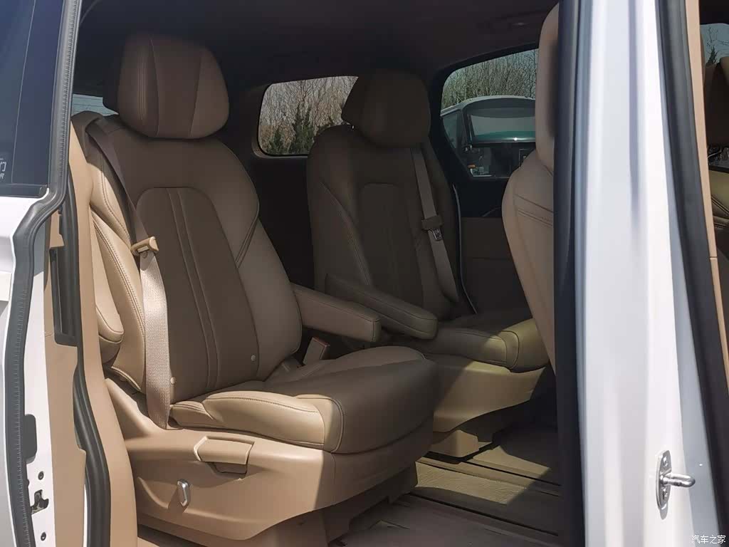Buick GL8, 2021 15