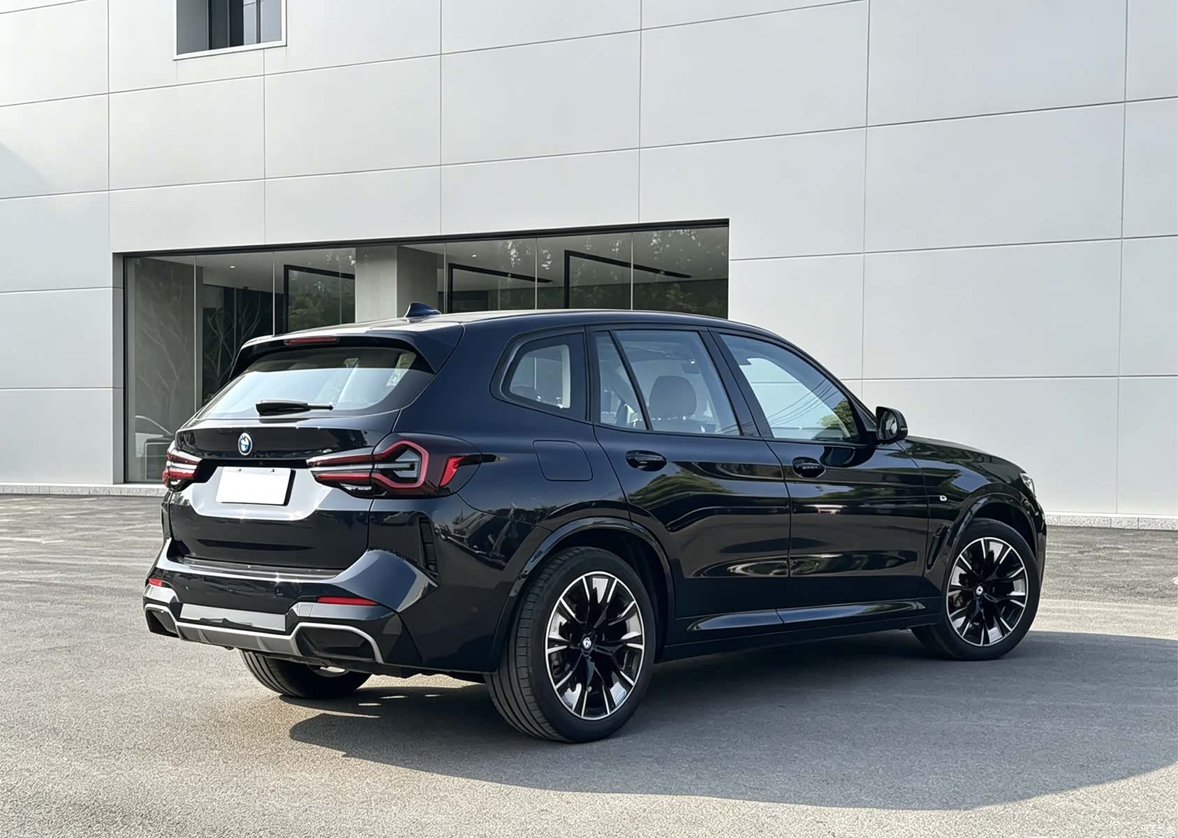 BMW iX3, 2023 11