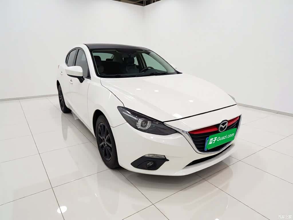 Mazda Mazda3, 2015 3