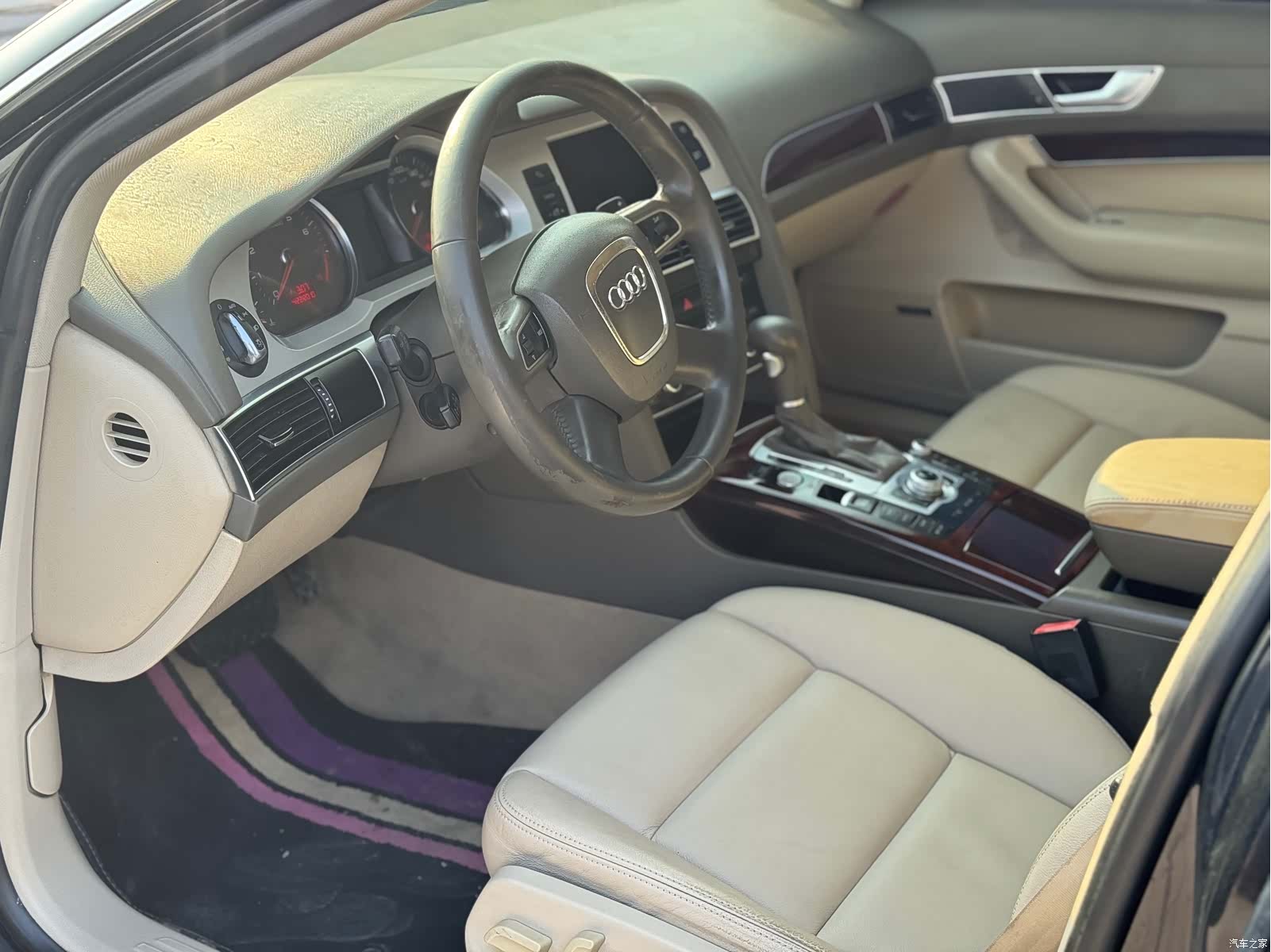 Audi A6L, 2011 4