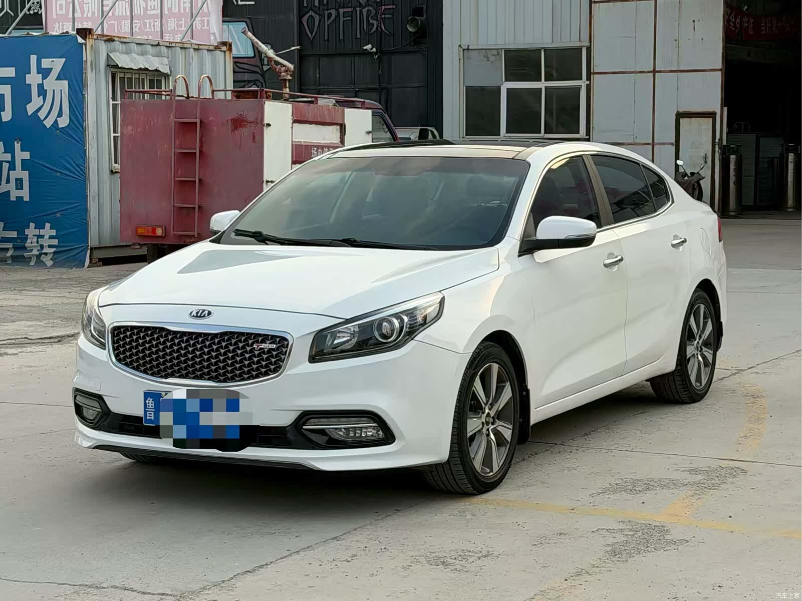 Kia K4, 2016 1