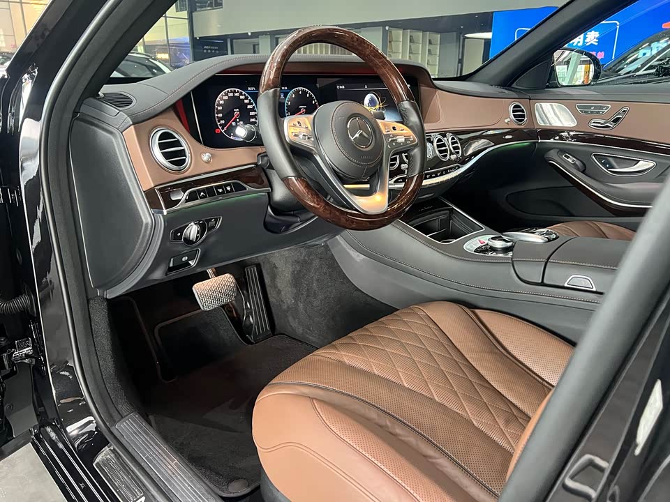 Mercedes-Benz Maybach S-class