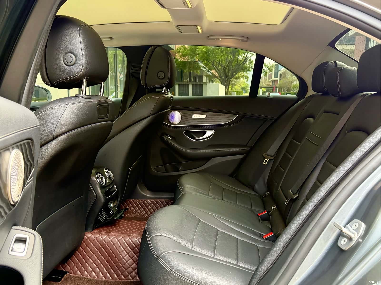 Mercedes-Benz C-Class, 2019 8