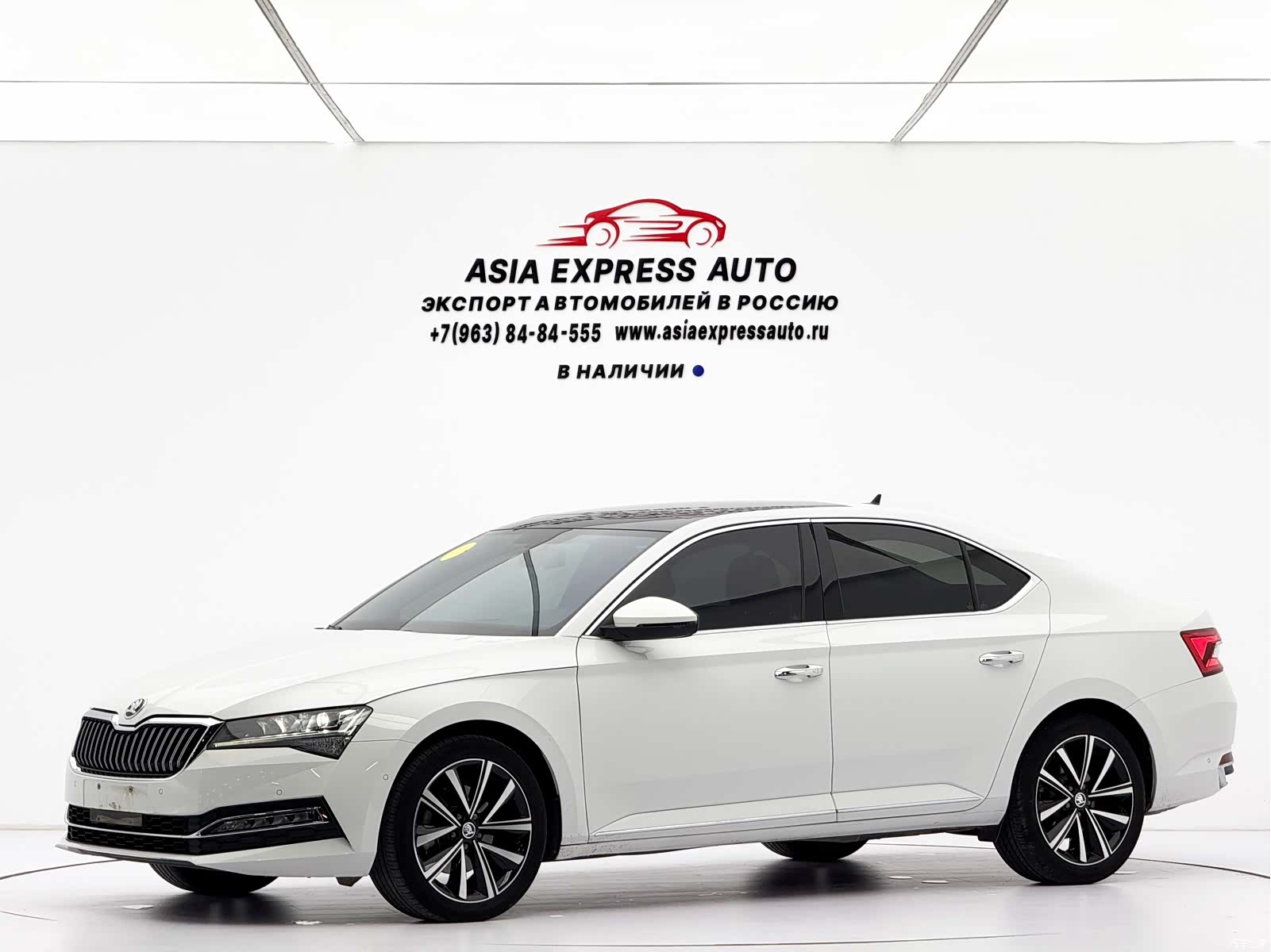 Skoda Superb, 2023 1