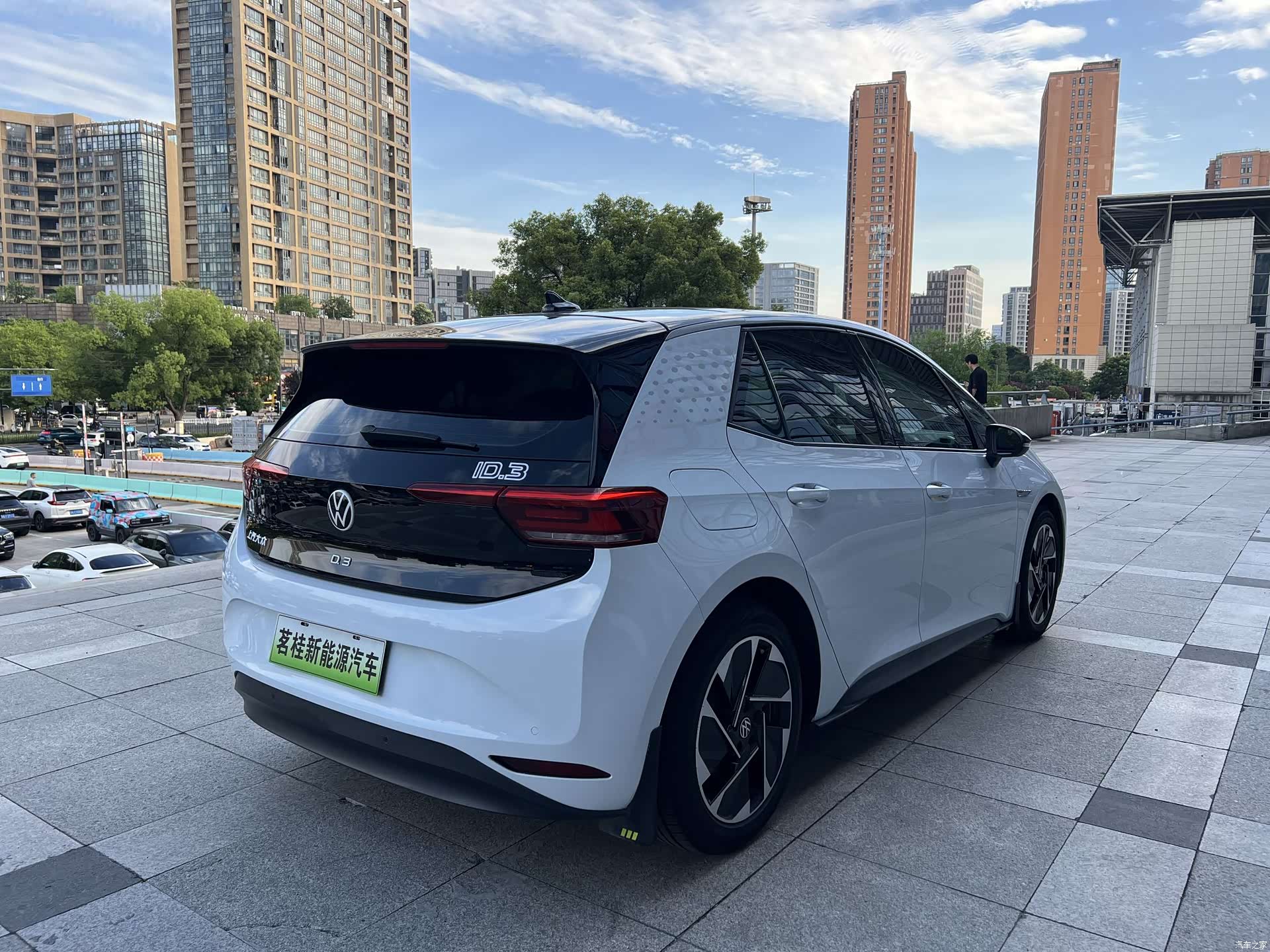 Volkswagen ID.3, 2023 4
