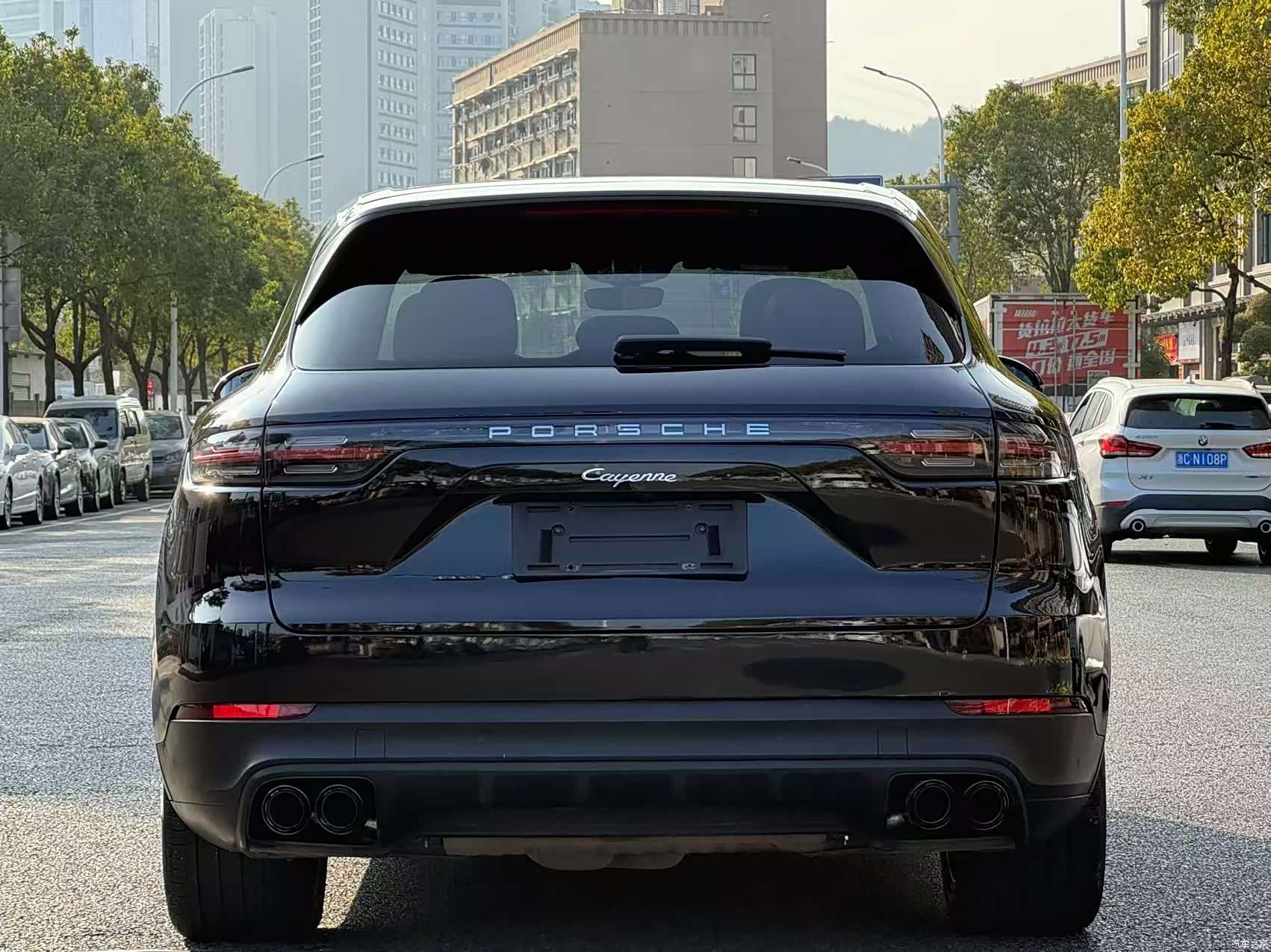 Porsche Cayenne, 2018 все фото