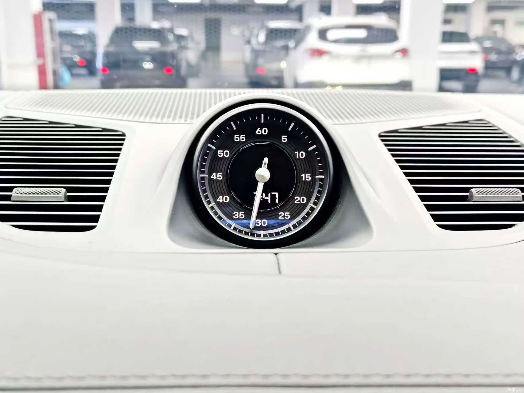 Porsche Cayenne, 2024 15