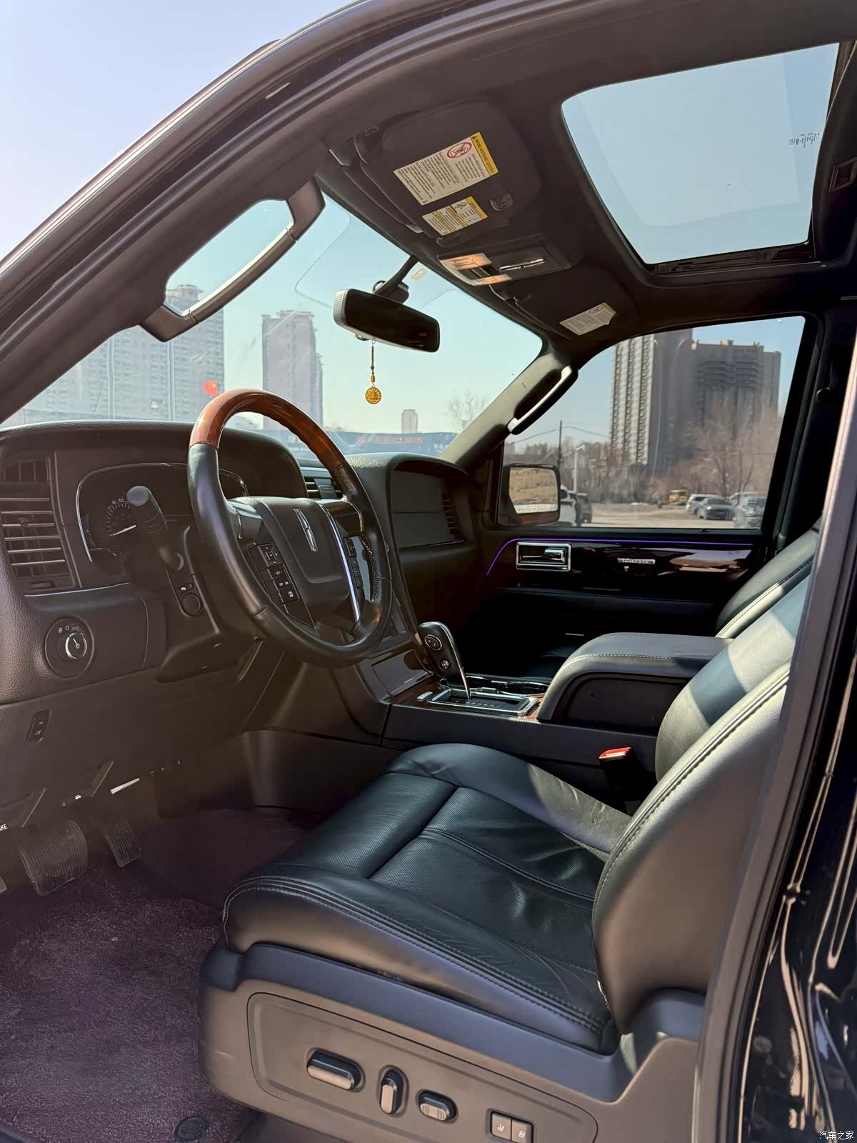 Lincoln Navigator, 2017 все фото
