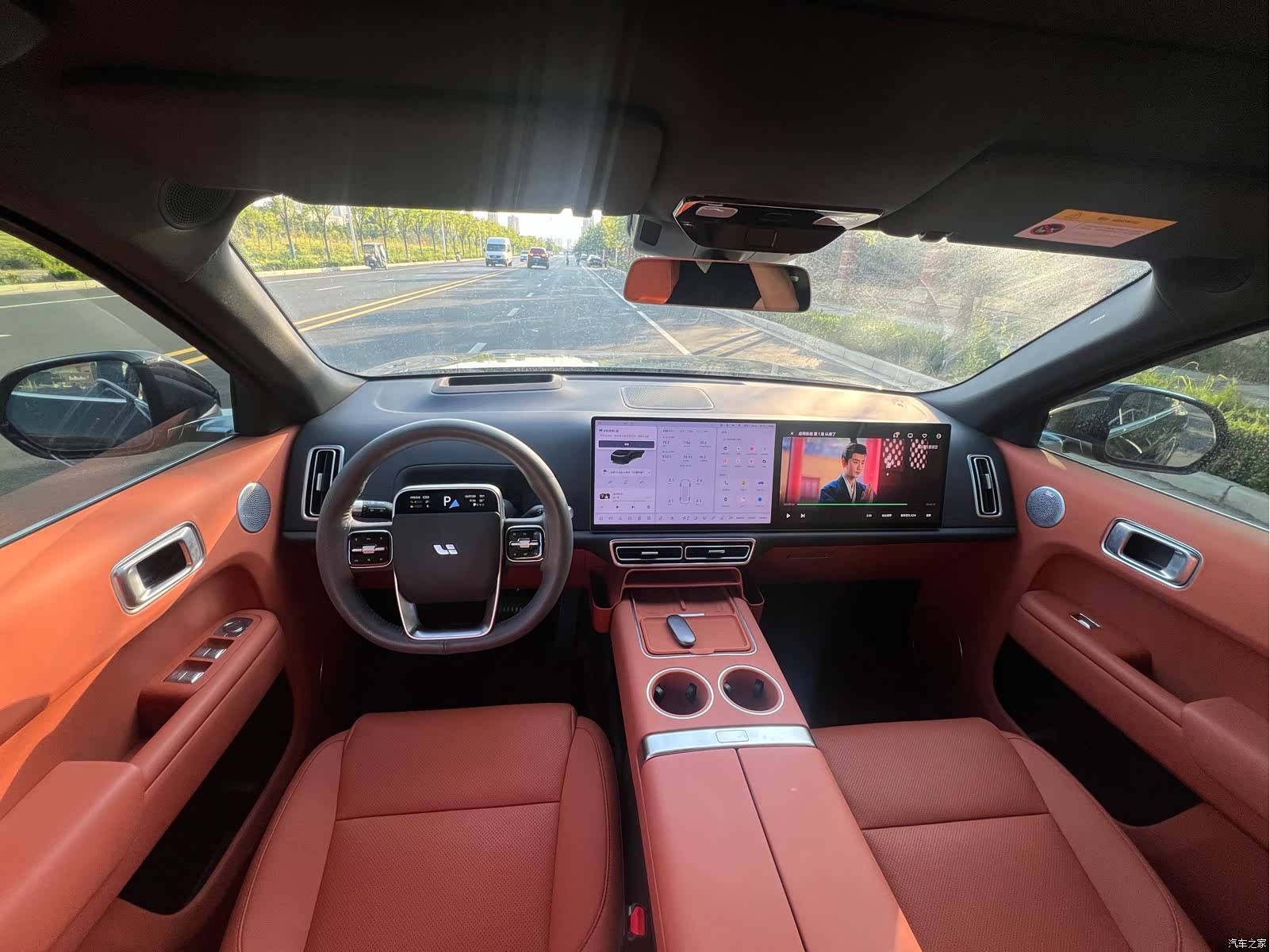 Li Auto L8, 2025 все фото