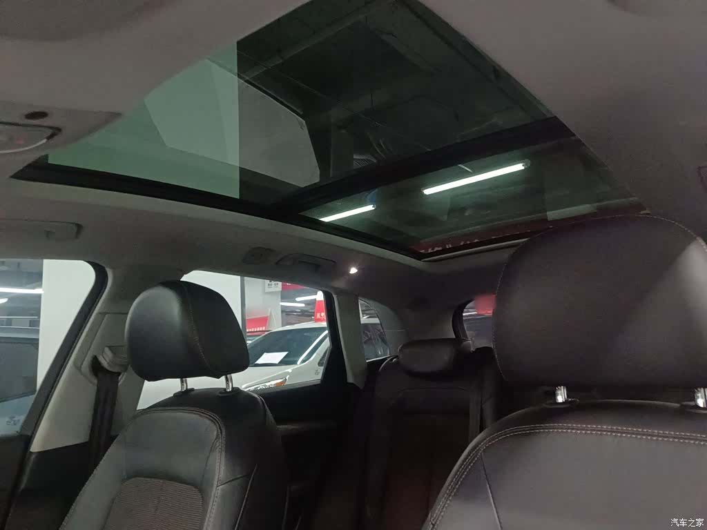 Audi Q5L, 2019 10