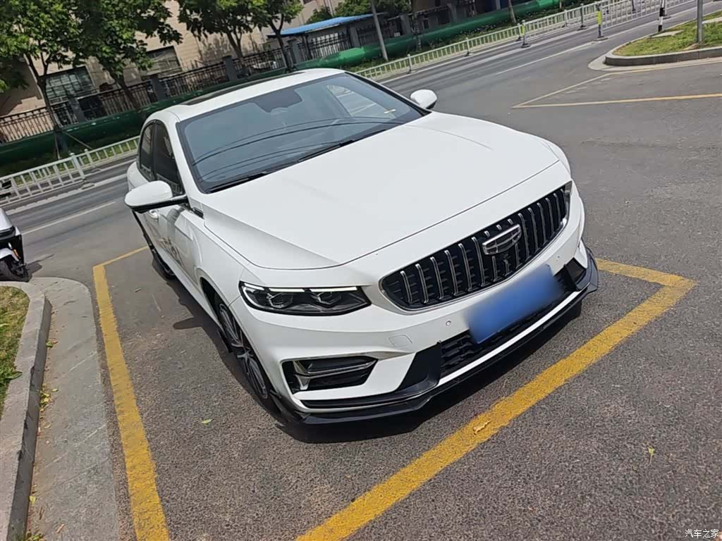 Geely Preface, 2024 4