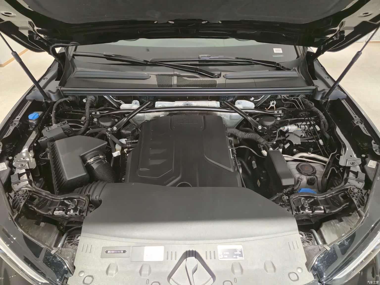 Audi Q5L, 2026 24