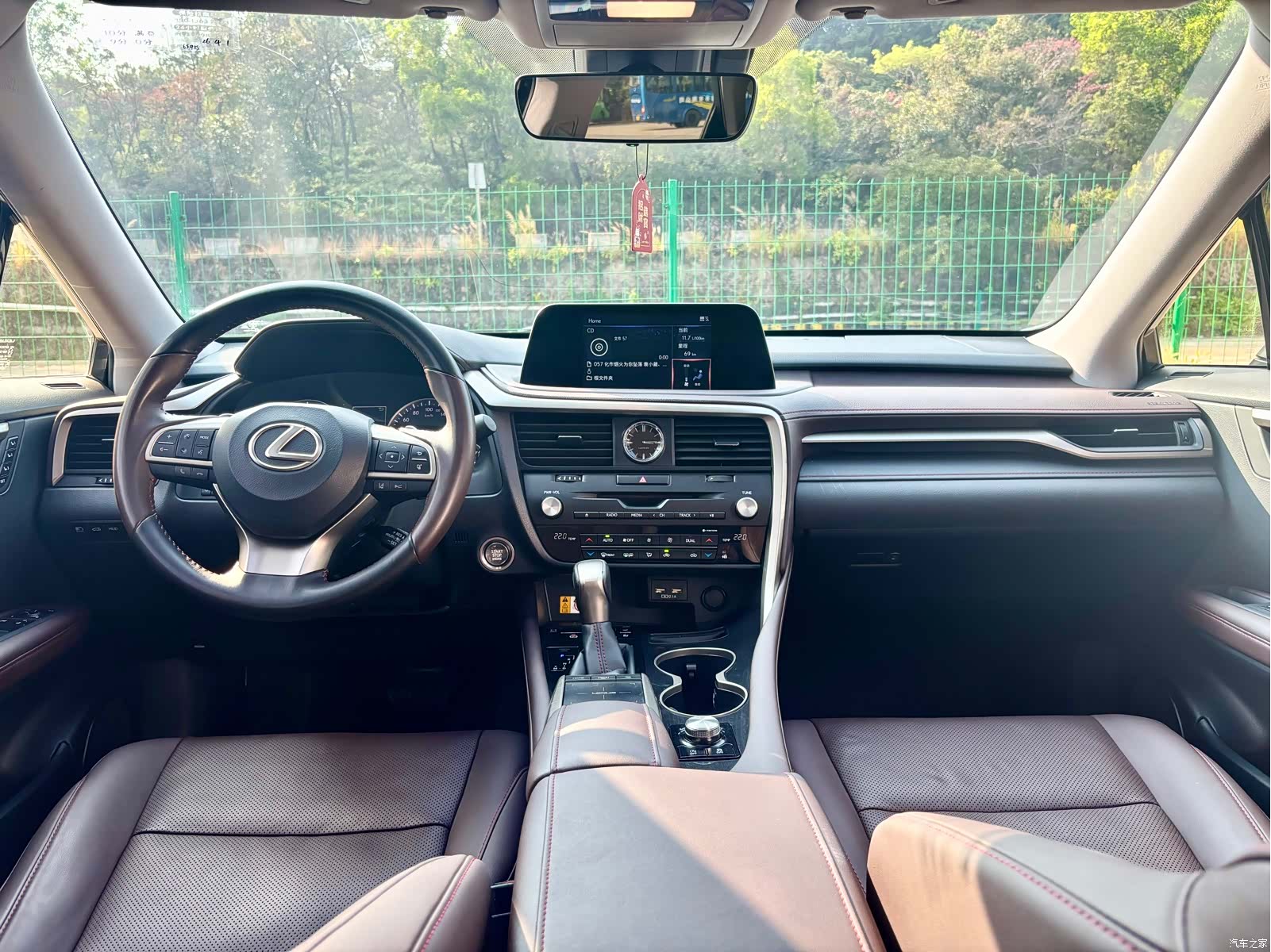 Lexus RX, 2022 13