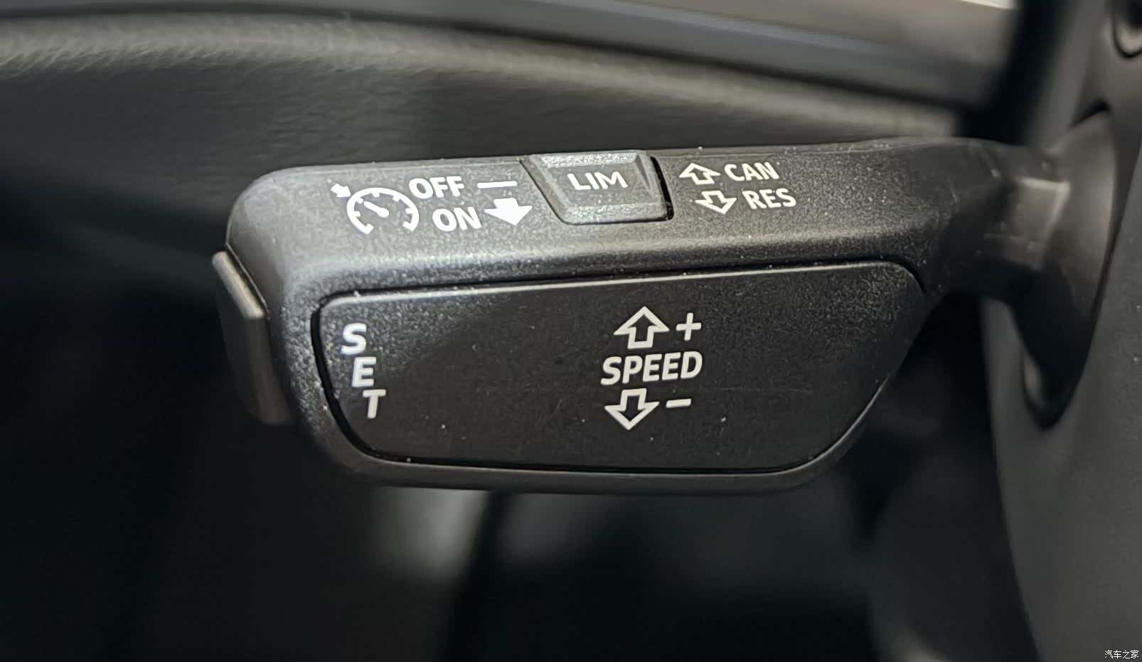 Audi Q3, 2023 18