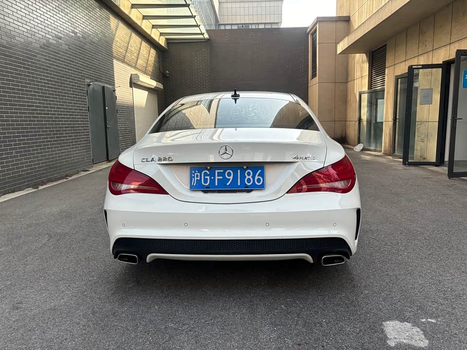 Mercedes-Benz CLA