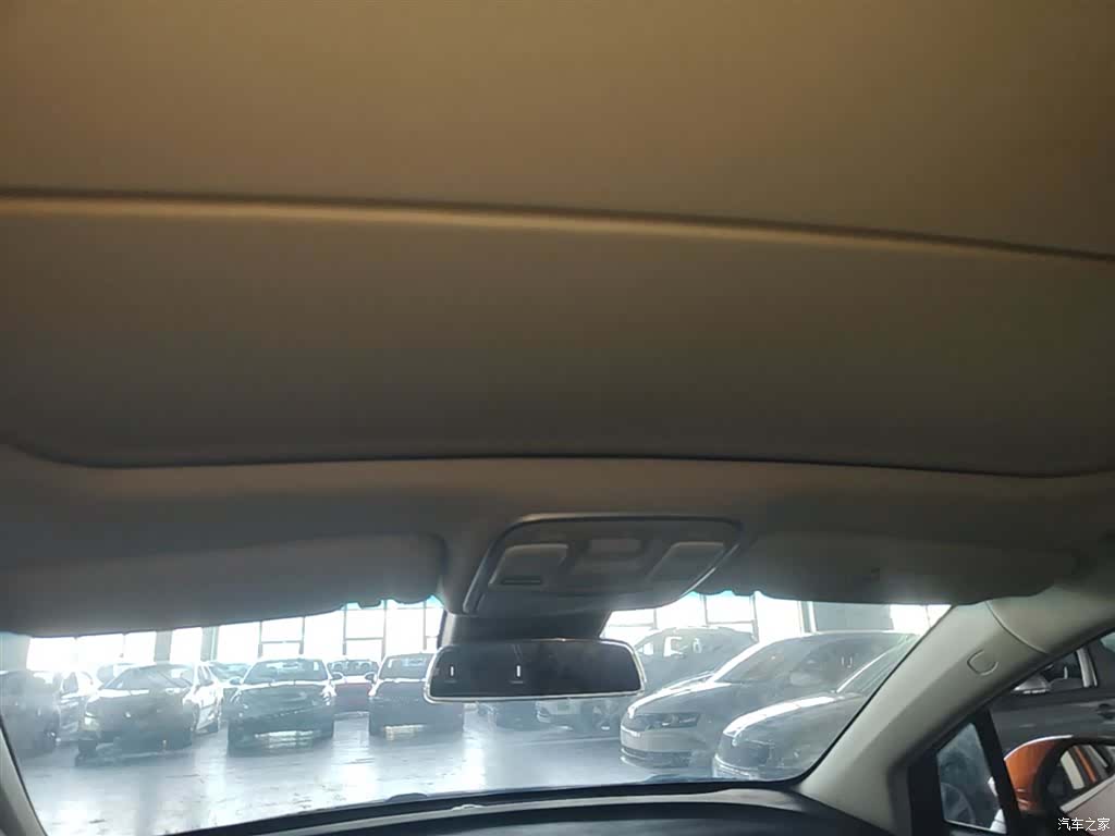Geely Emgrand, 2019 18